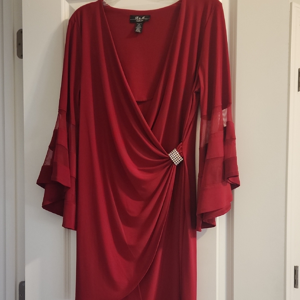 Elegant Red Long Sleeve Dress